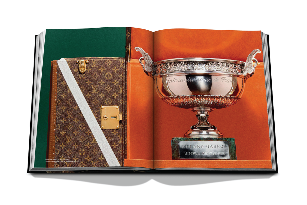 Assouline Livre Louis Vuitton : Trophy Trunks - Farfetch